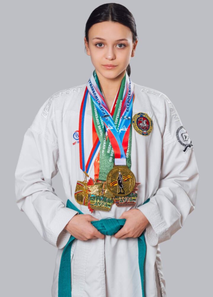 Анна Дюмина